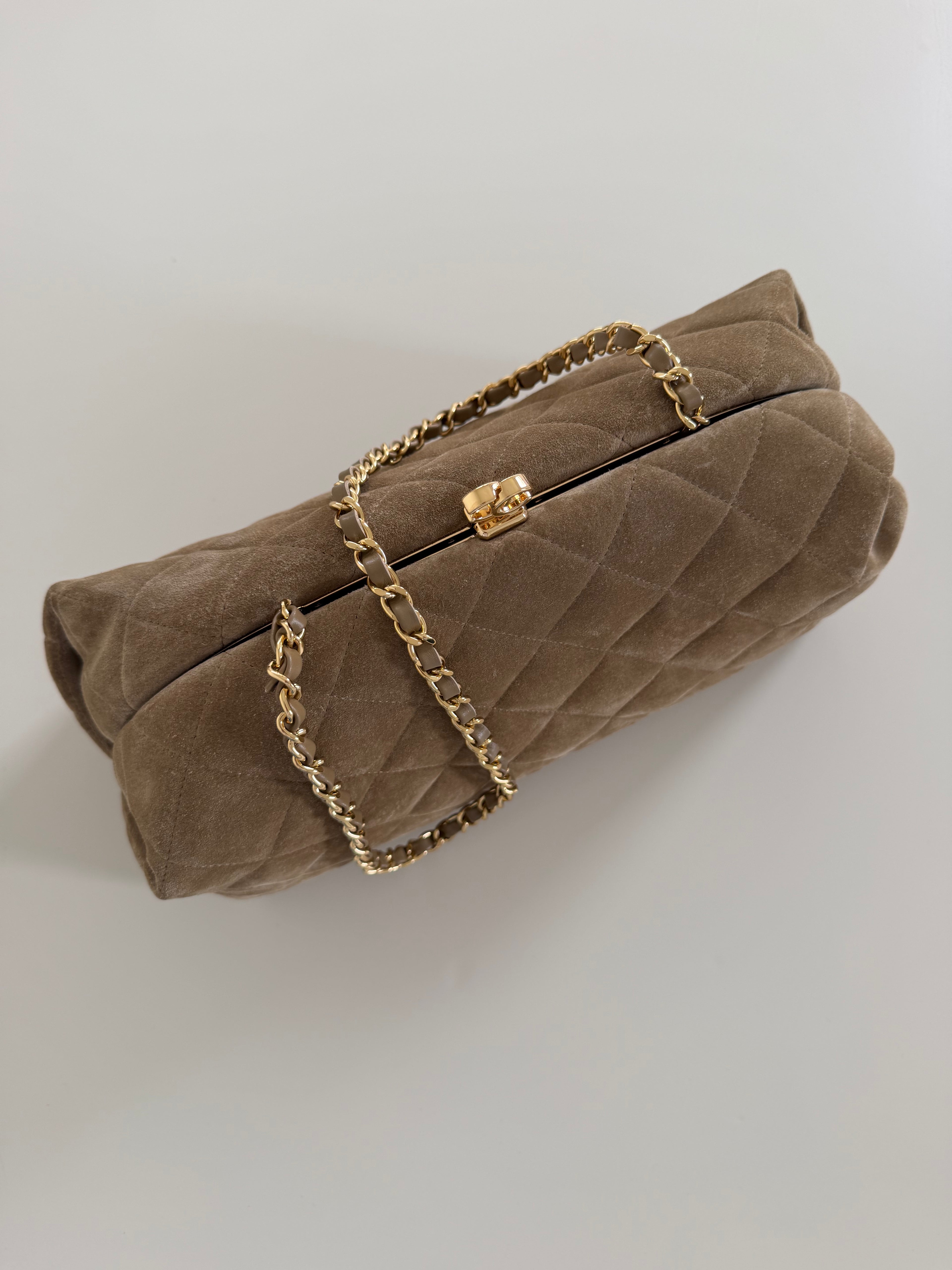 Clutch with Chain